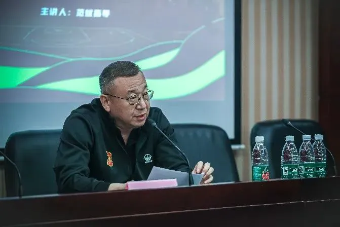 刻苦训练篮球时如何避免受伤的建议_0